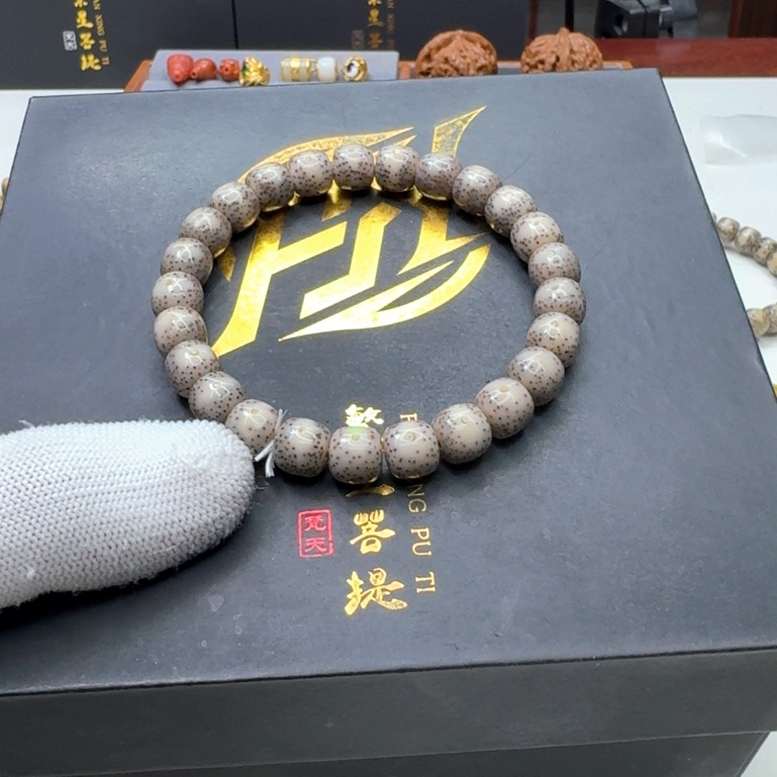 星月菩提手串30梵天果冻大眼睛针尖星9左右桶单圈