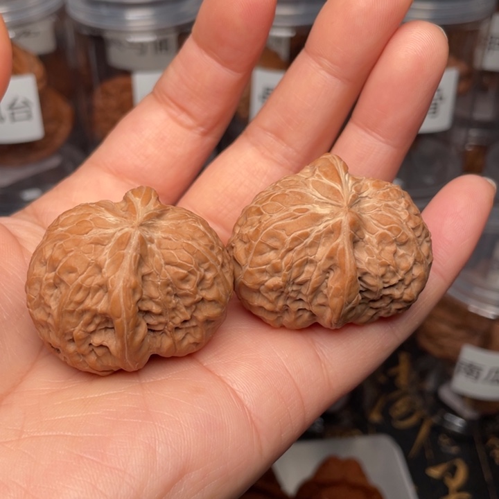 吊坠文玩核桃三**成南瓜半壁