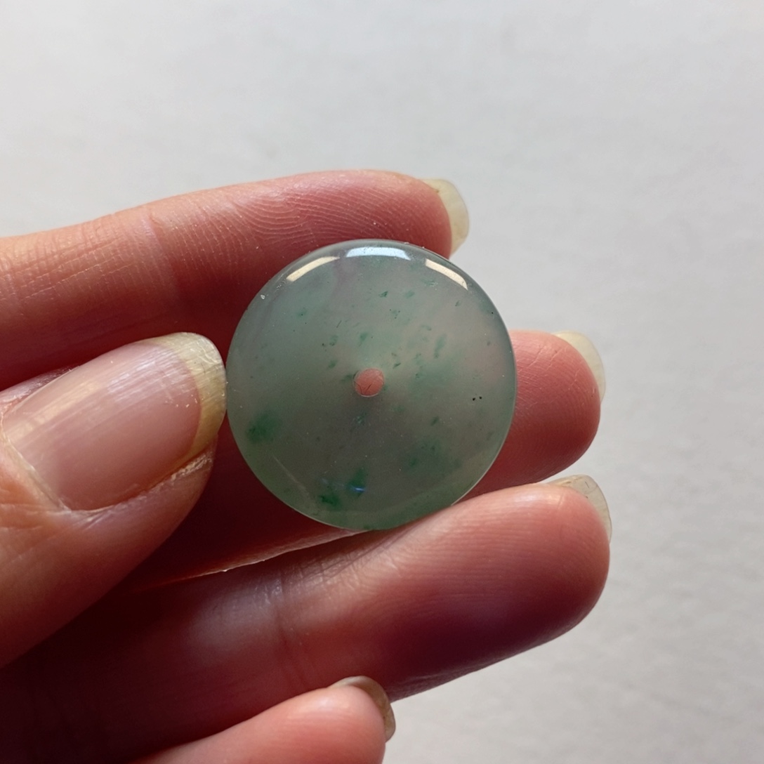 石英质玉颈饰未镶嵌