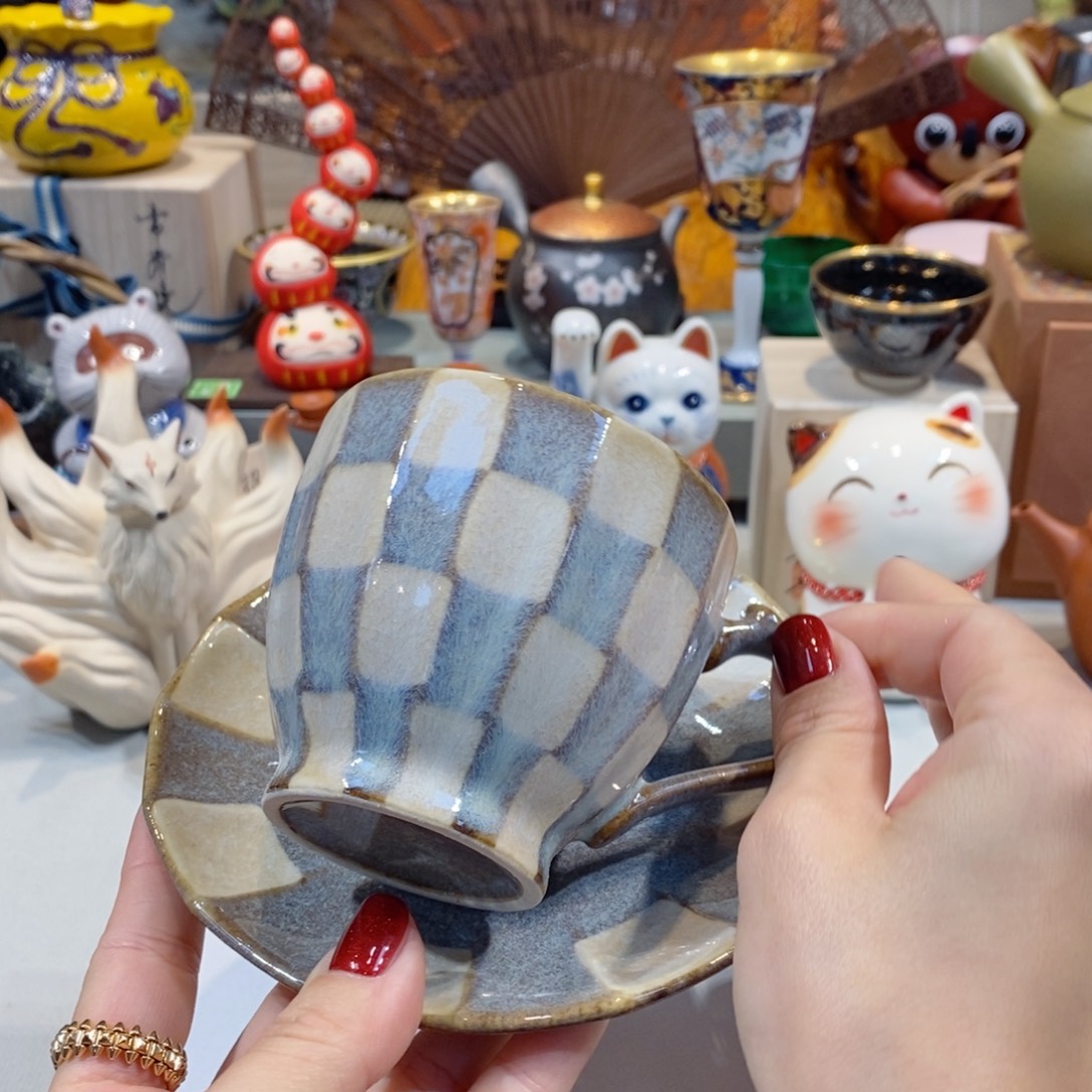 如图所示 观兰器物