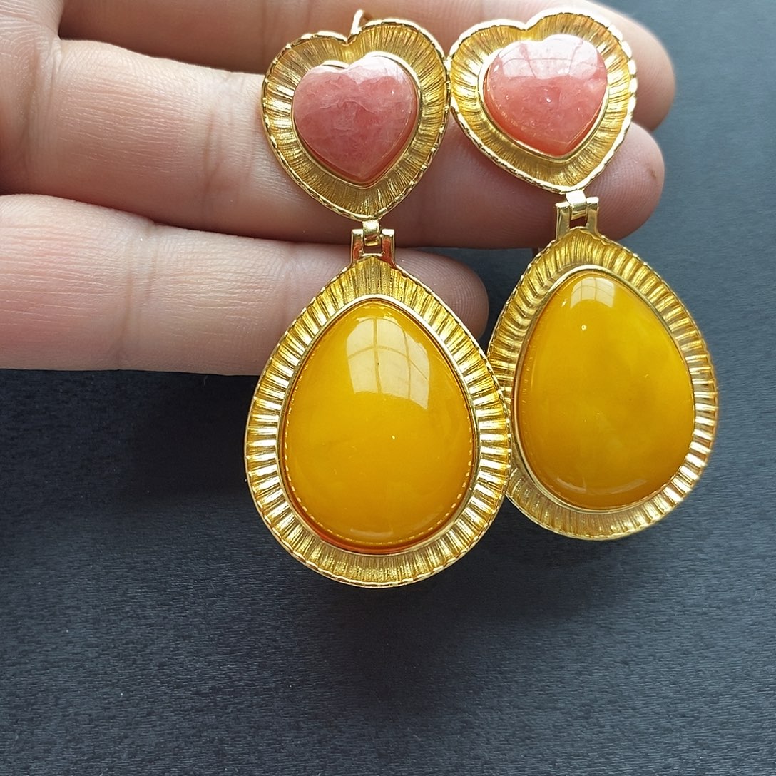 琥珀未镶嵌裸石耳坠