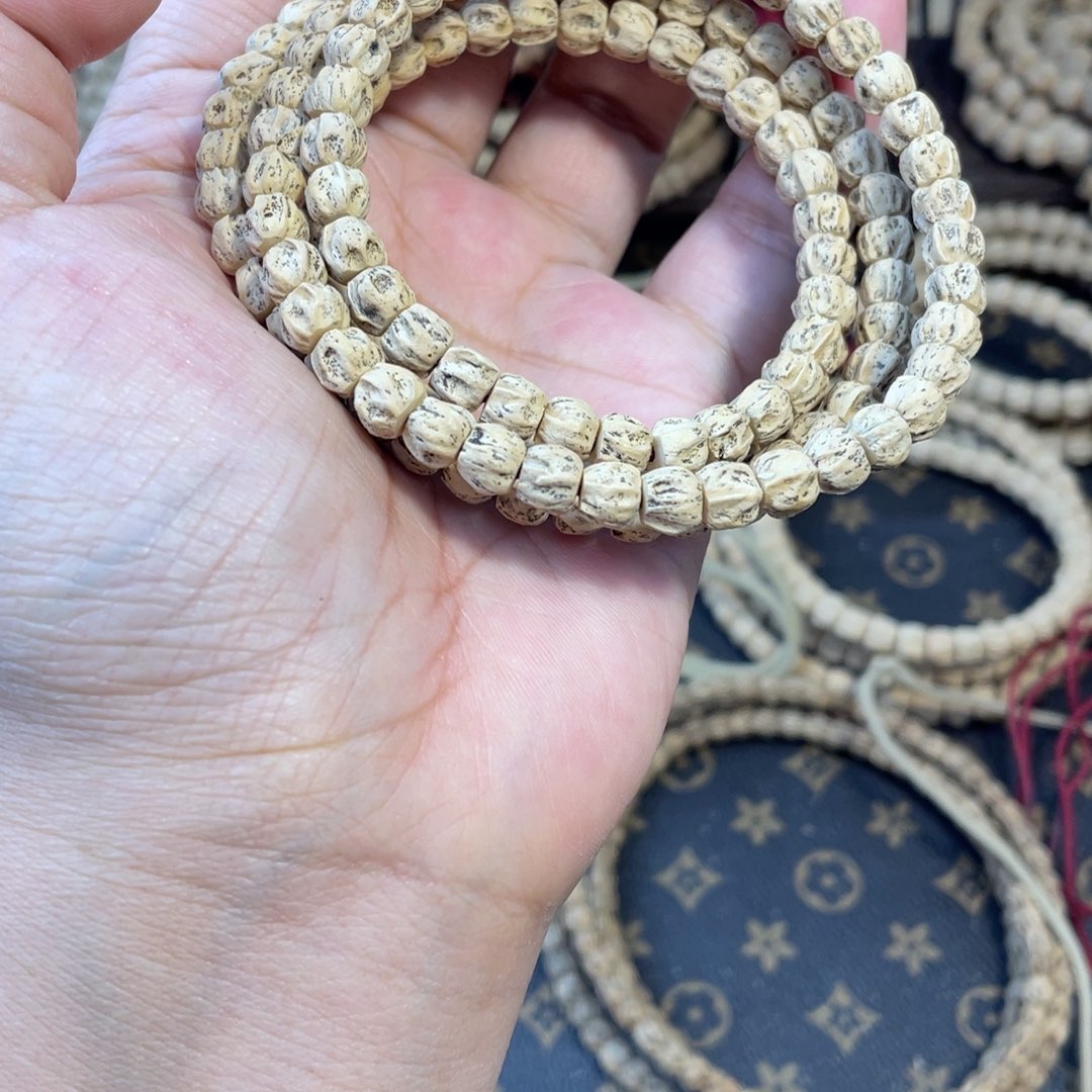 柏香籽/百香籽吊坠