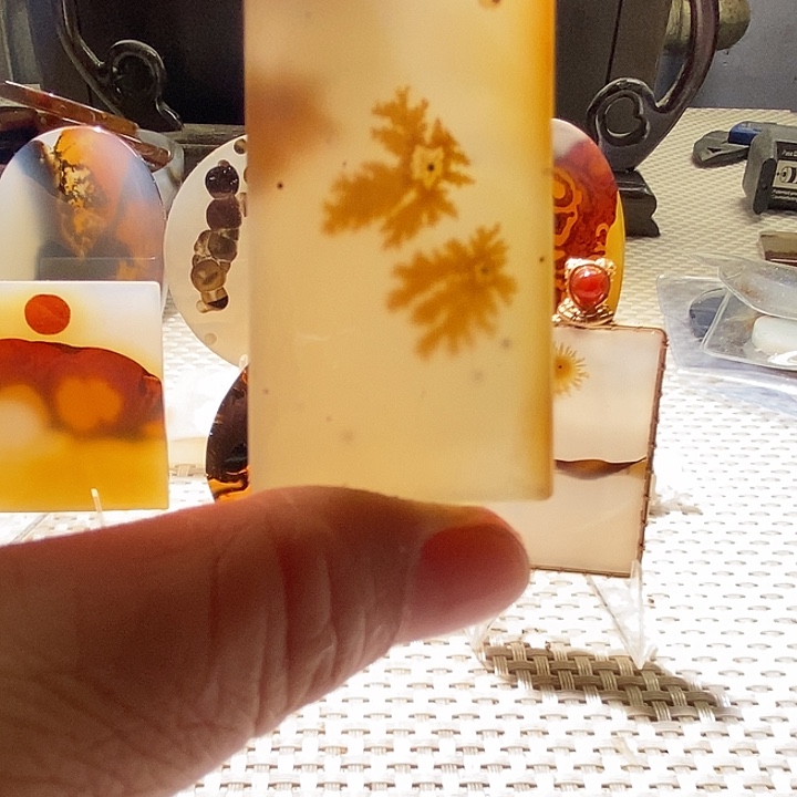 一***诺玛瑙/玉髓未镶嵌颈饰