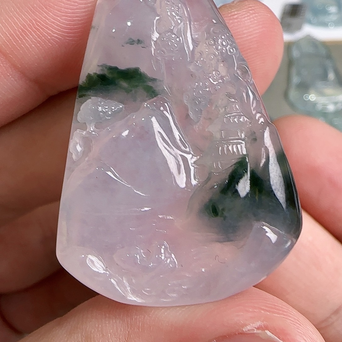 颈饰未镶嵌翡翠   