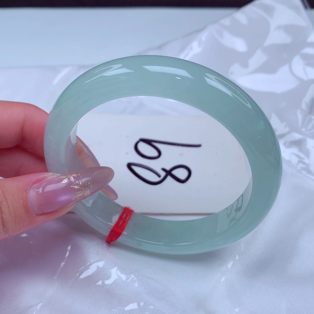 翡翠手镯未镶嵌翡翠56
