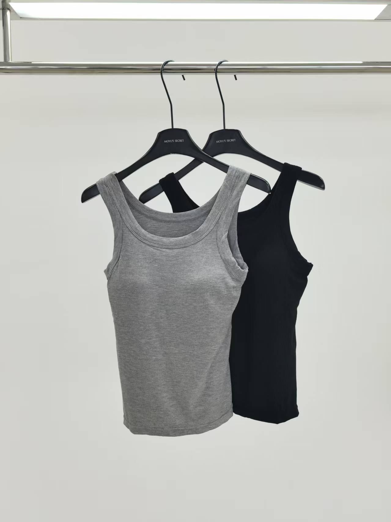 no退no换微脏微暇  697女士时尚上衣