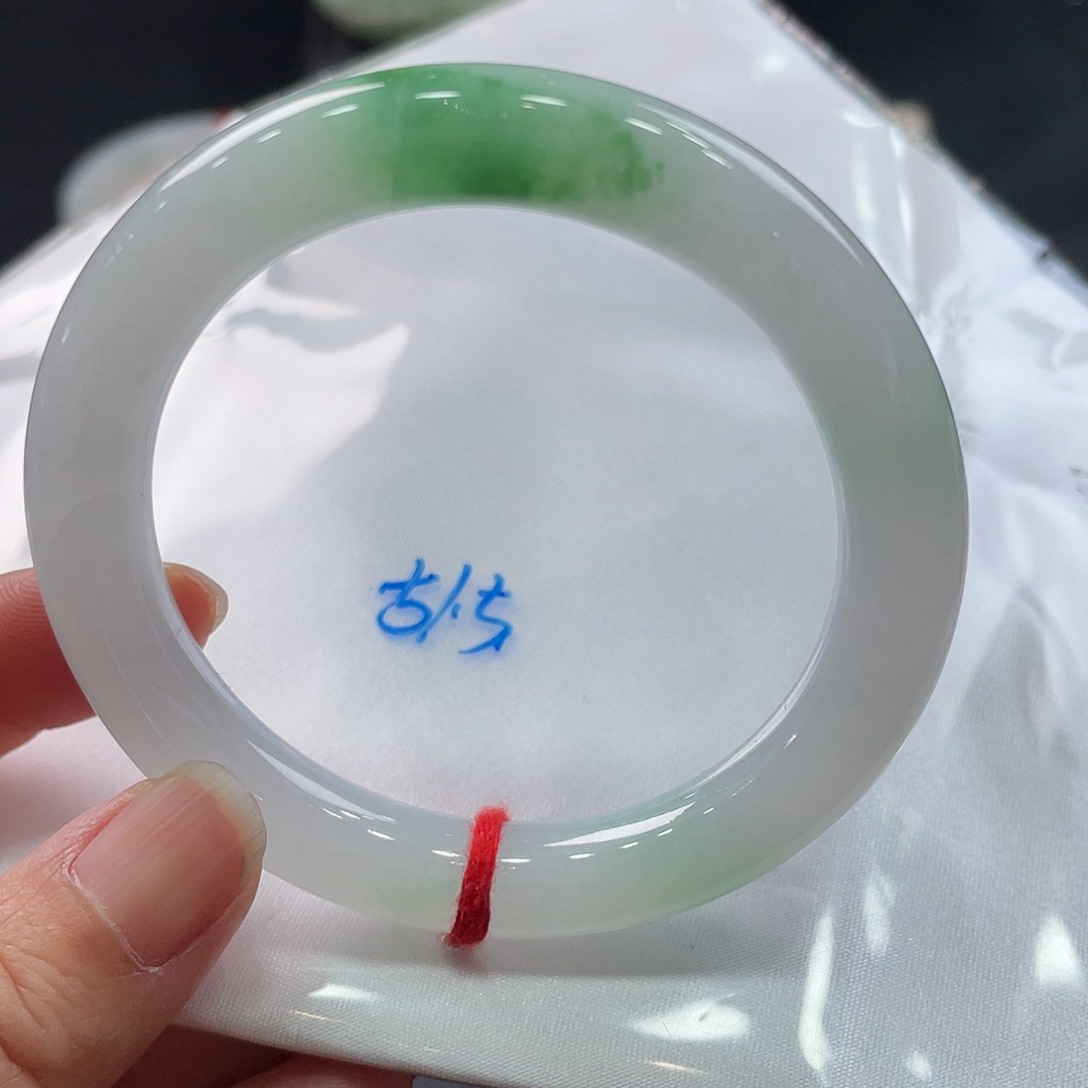翡翠手镯未镶嵌9号