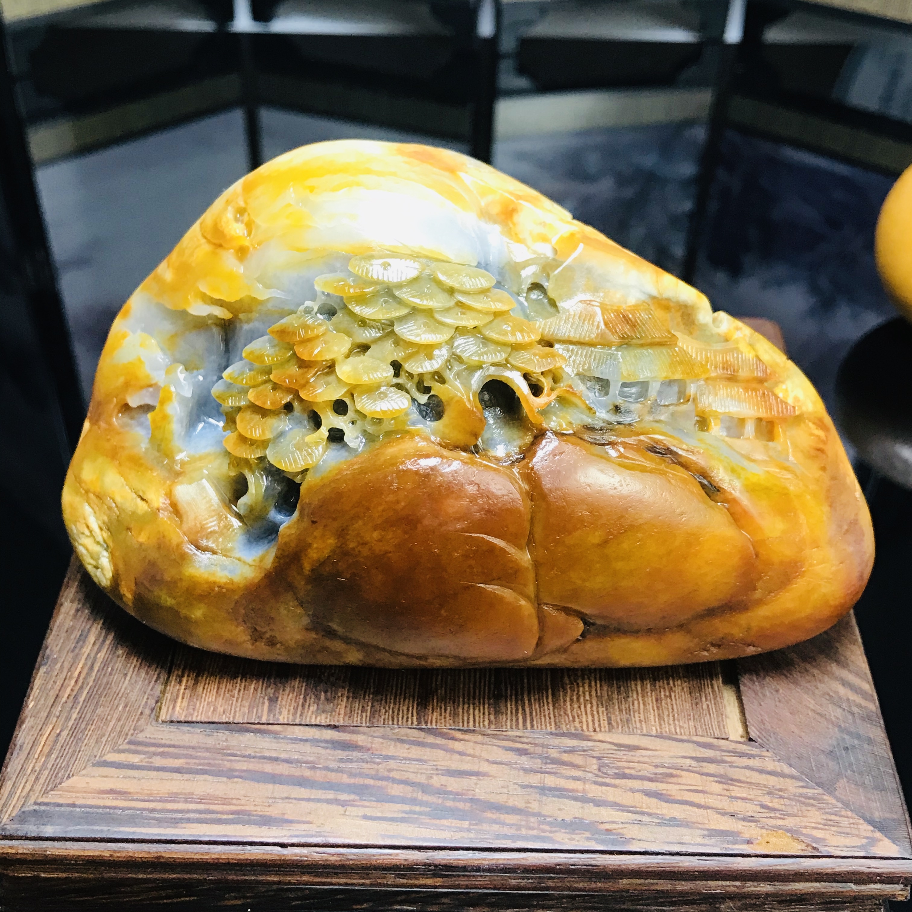 新疆和田玉红沁山水摆件