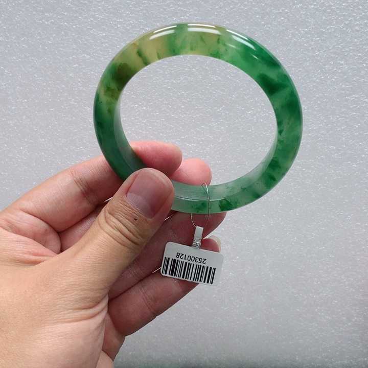 佛***人石英质玉未镶嵌手镯青青61-佛