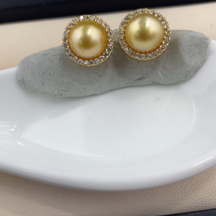 未镶嵌海水珍珠颈饰9.2-9.3mm金对（裸珠定制）