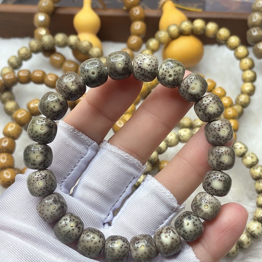 星月菩提吊坠石玉料冰糖灰卡10.5