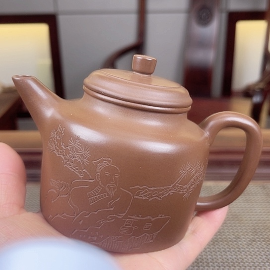 紫砂茶壶今天不想上班