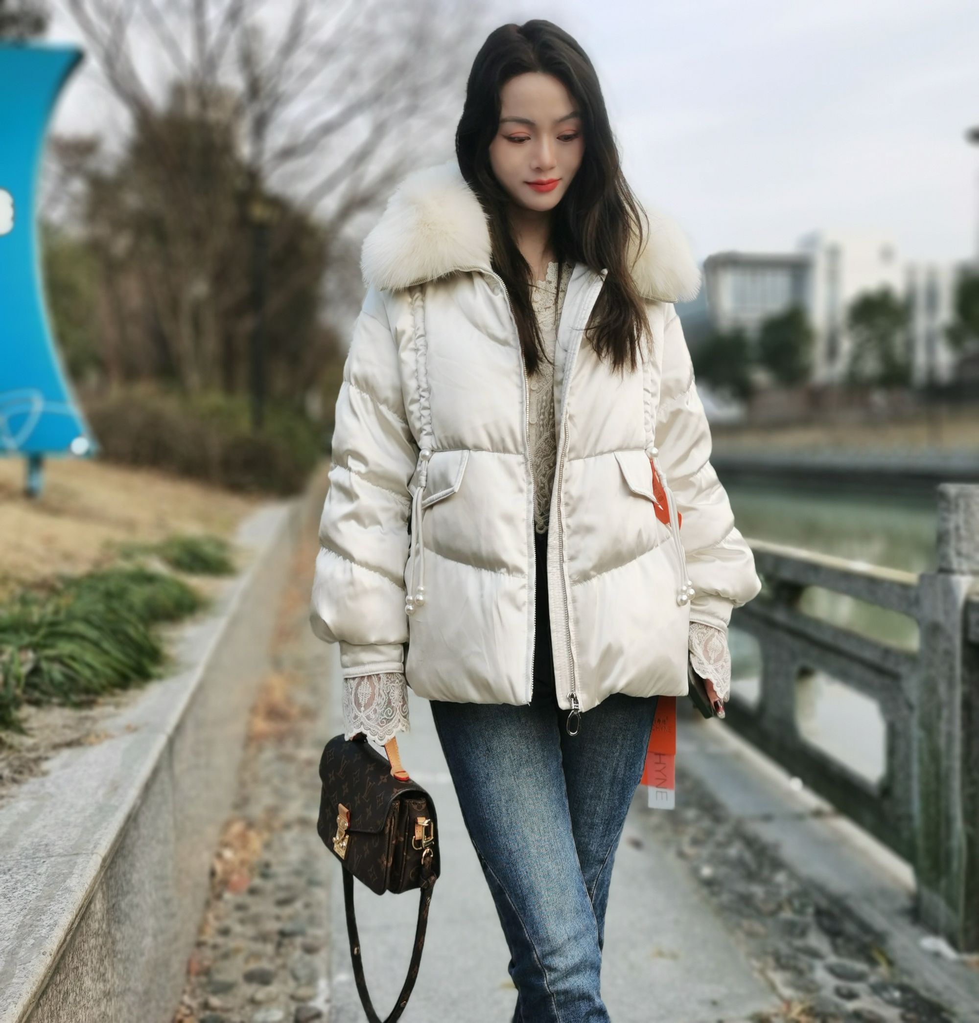 2024新款时尚气质百搭保暖设计师款鹅绒服68830韩版秋冬