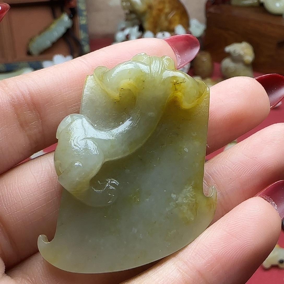 和田玉未镶嵌挂件