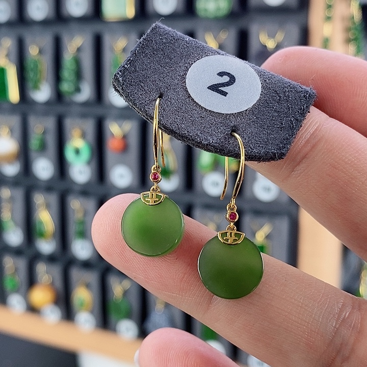 和田玉耳饰18K金镶嵌