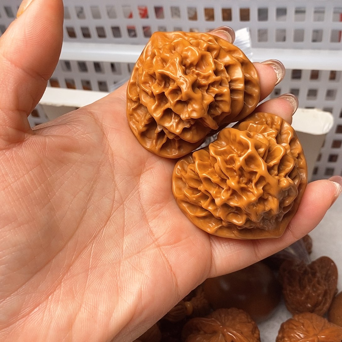 吊坠文玩核桃o****u帝王