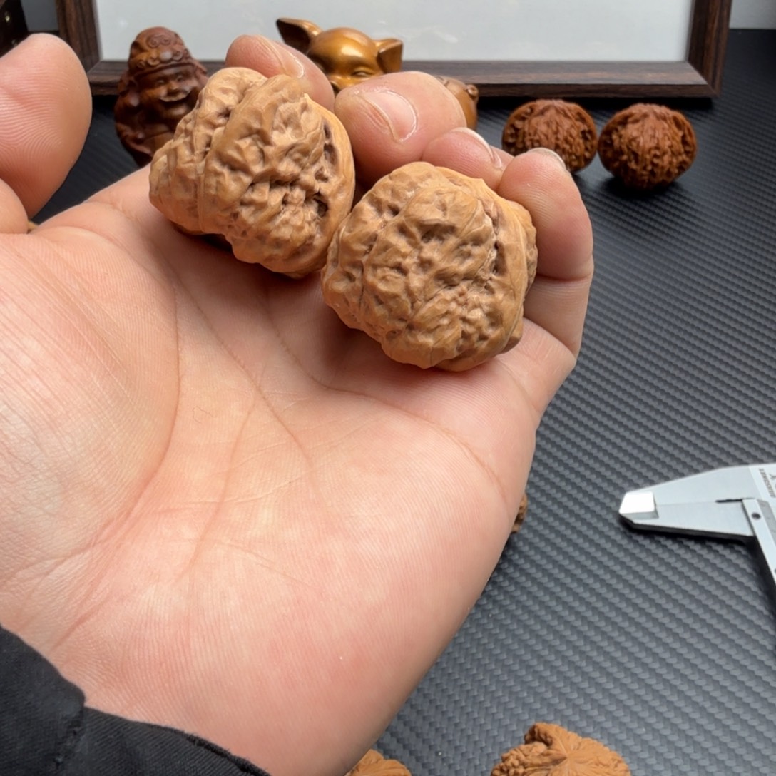 吊坠文玩核桃蛤蟆头微修35尺寸