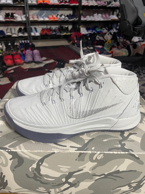 95新 NIKE/耐克 40码250/Kobe A.D. Mid 科比篮球鞋 灰白EP 