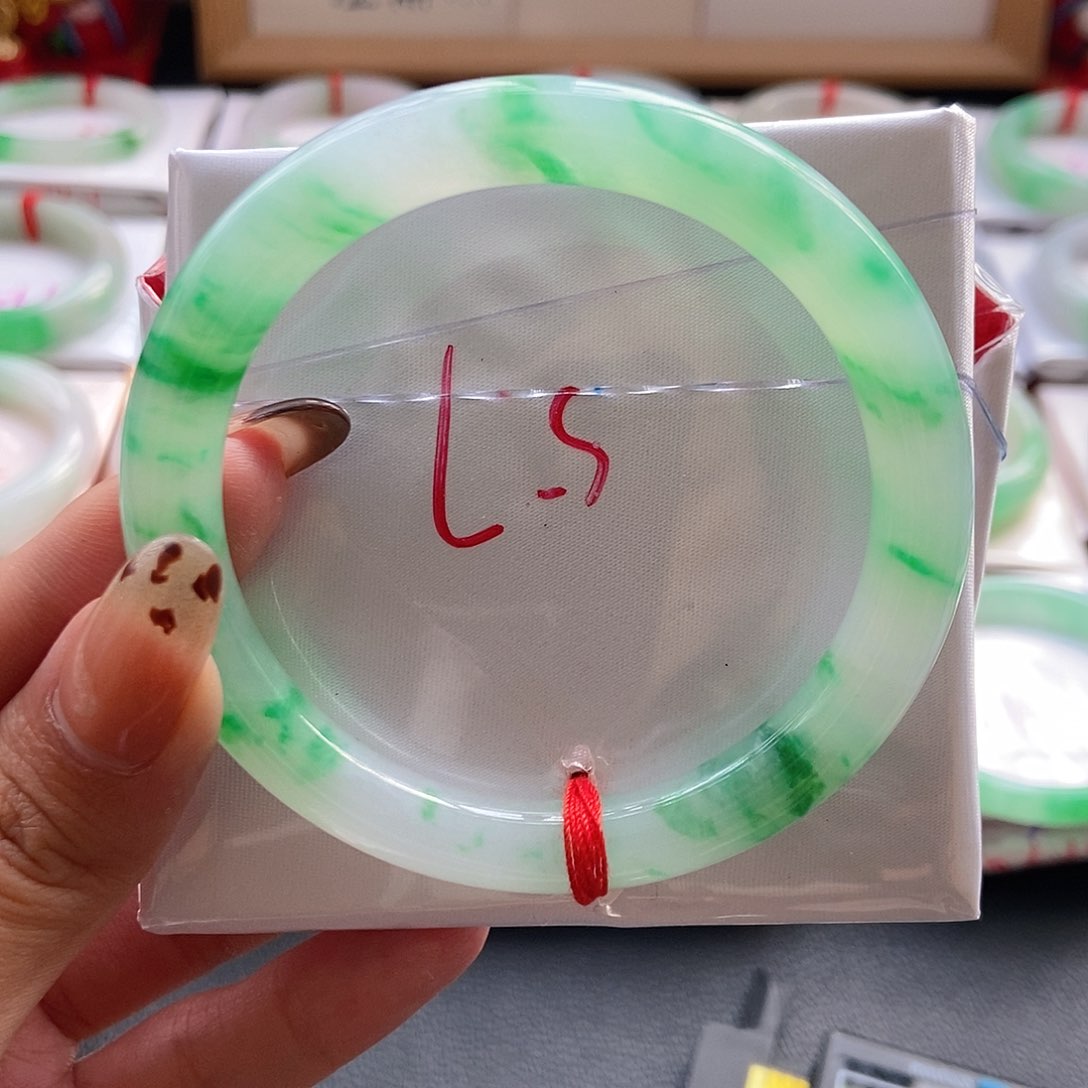 未镶嵌手镯翡翠8号