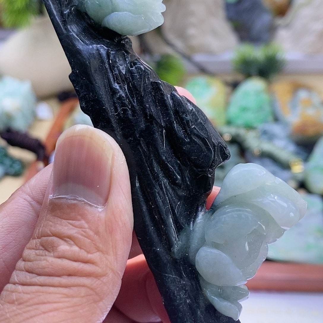 【闪购商品】翡翠颈饰未镶嵌11111111111