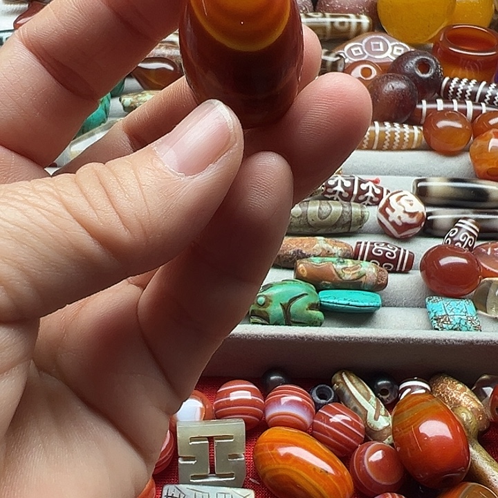 碧***川玛瑙/玉髓合金颈饰