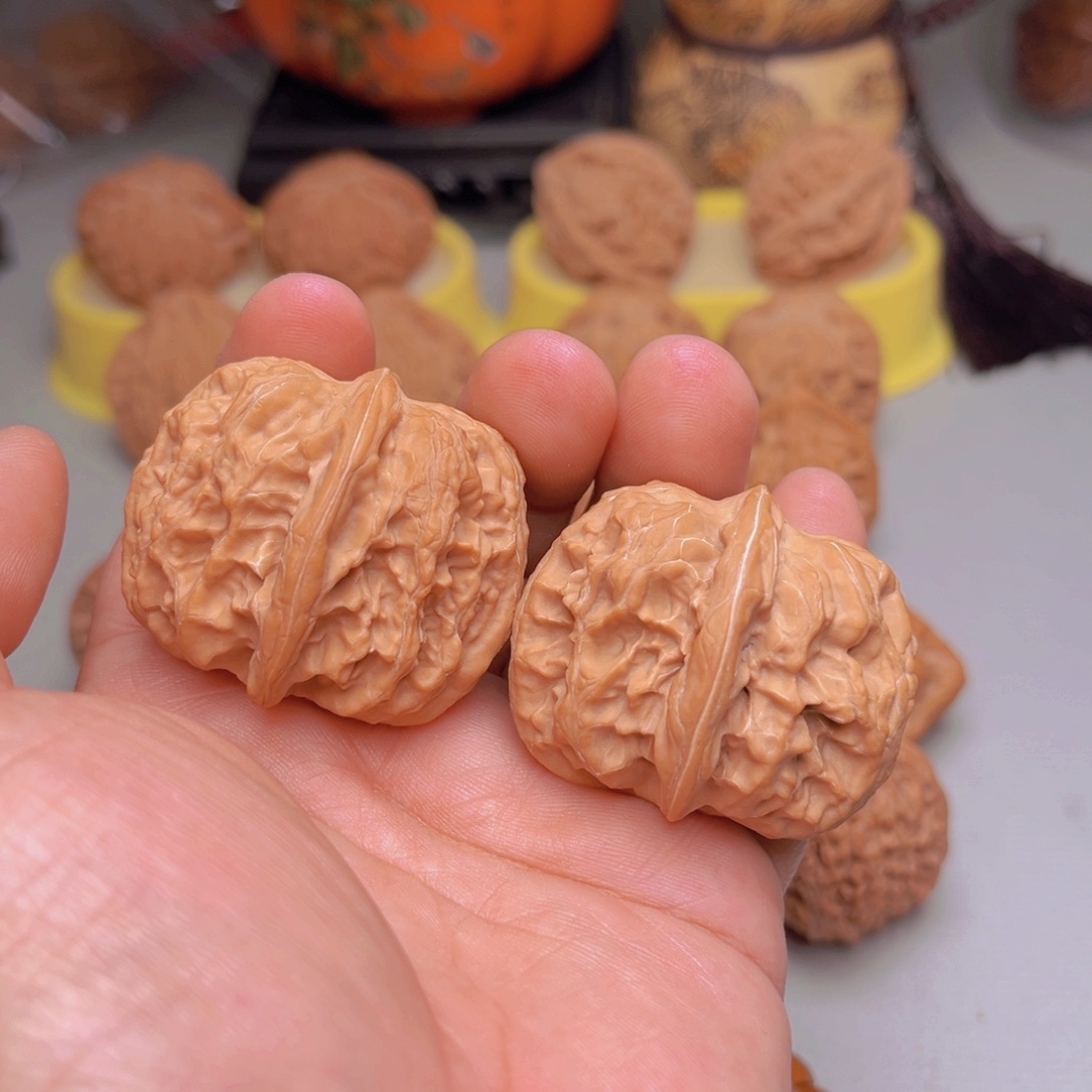 文玩核桃吊坠方块