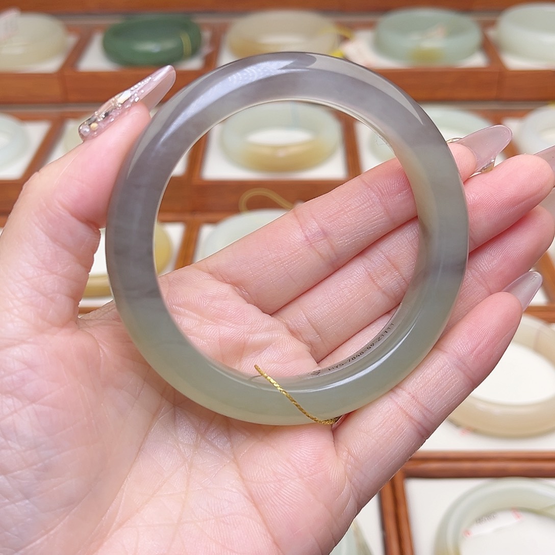 和田玉未镶嵌手镯58.7