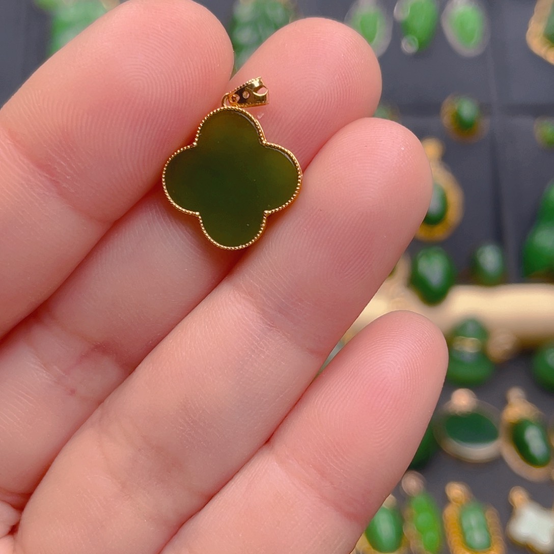 和田玉（碧玉）吊坠(不含链)18K金镶嵌580