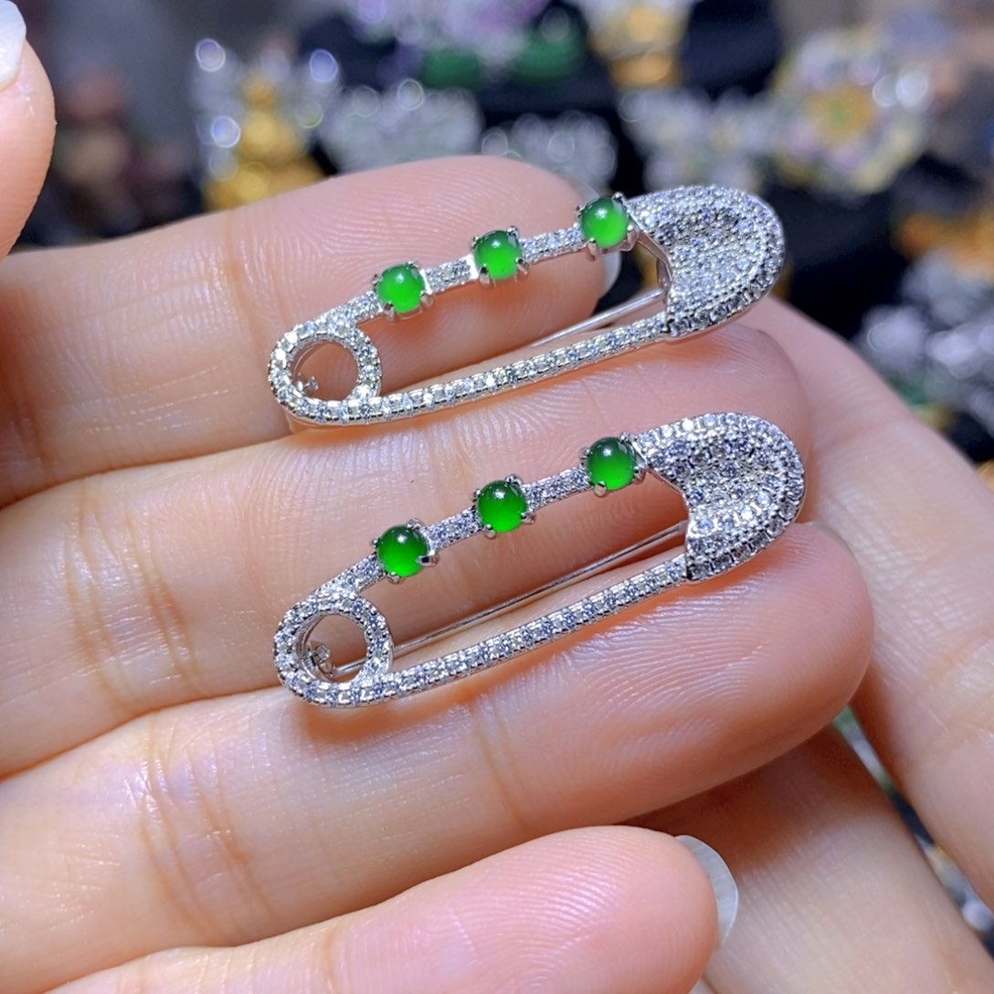 翡翠银S925镶嵌耳钉多样性发其一