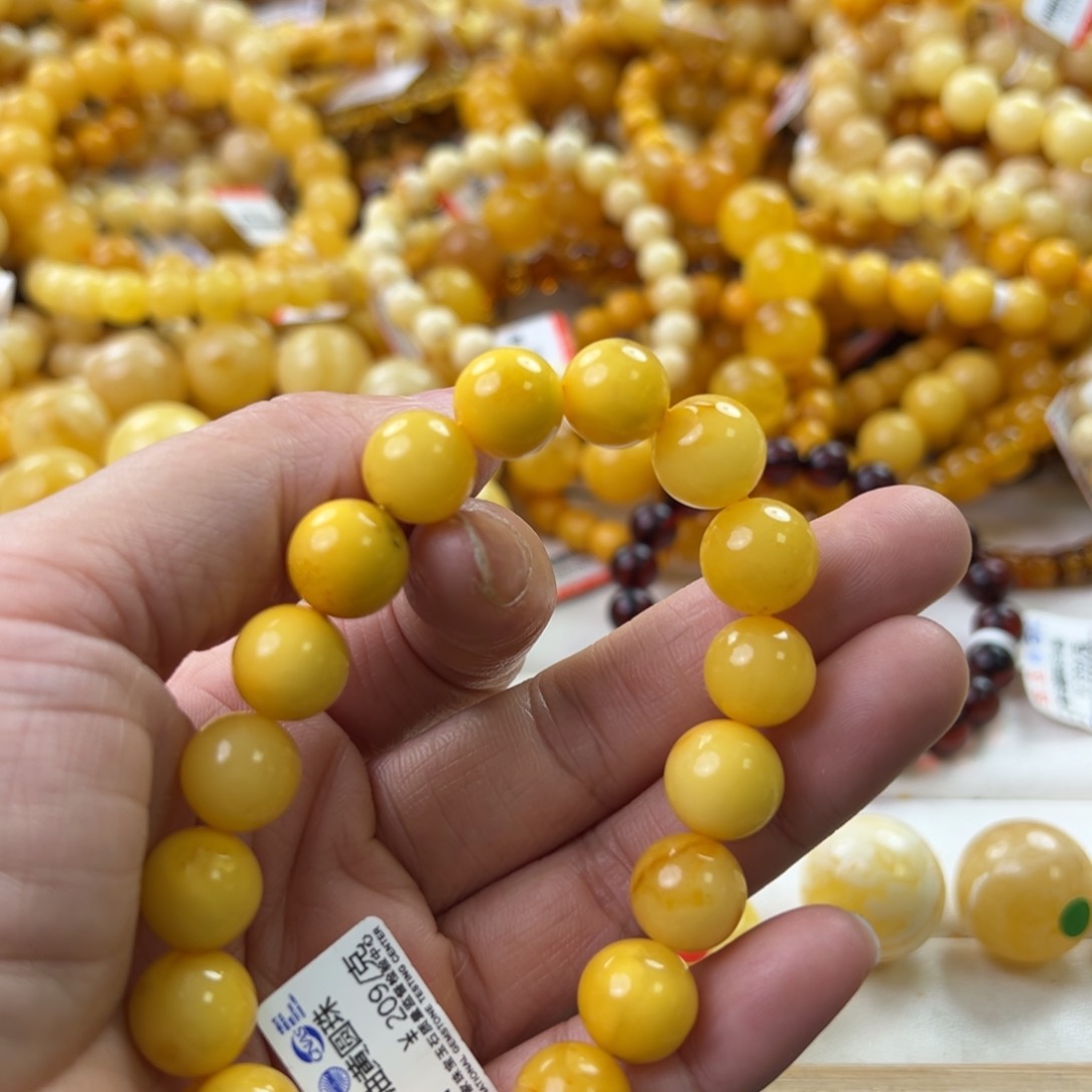 琥珀珠宝奇石未镶嵌