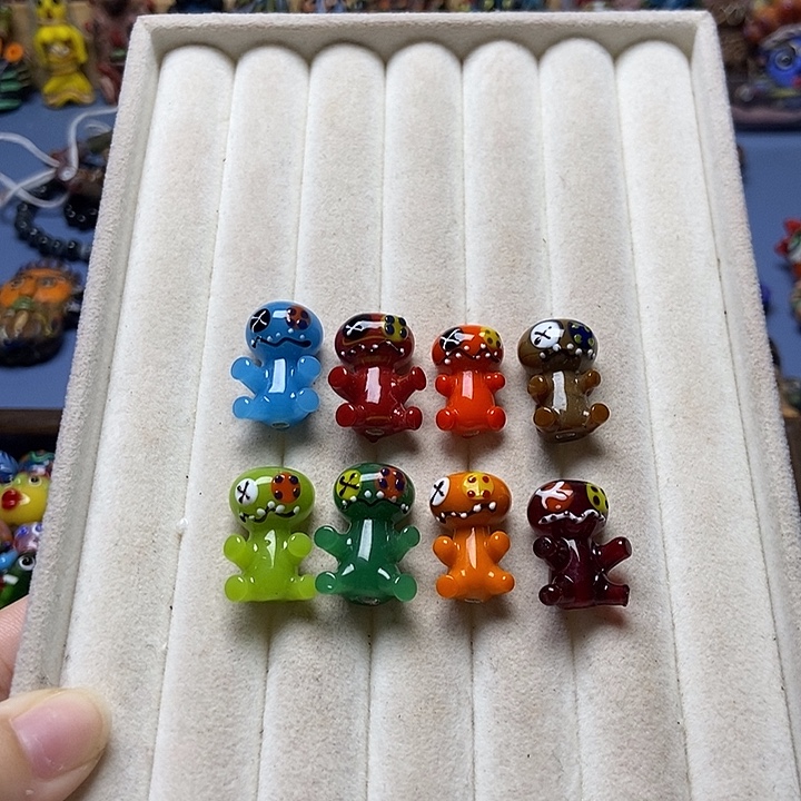 琉璃颈饰小机器人随机一个034