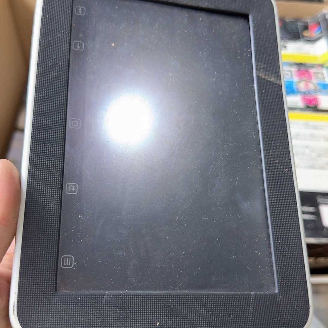 用****2中古商品，瑕疵品，不保好坏。692