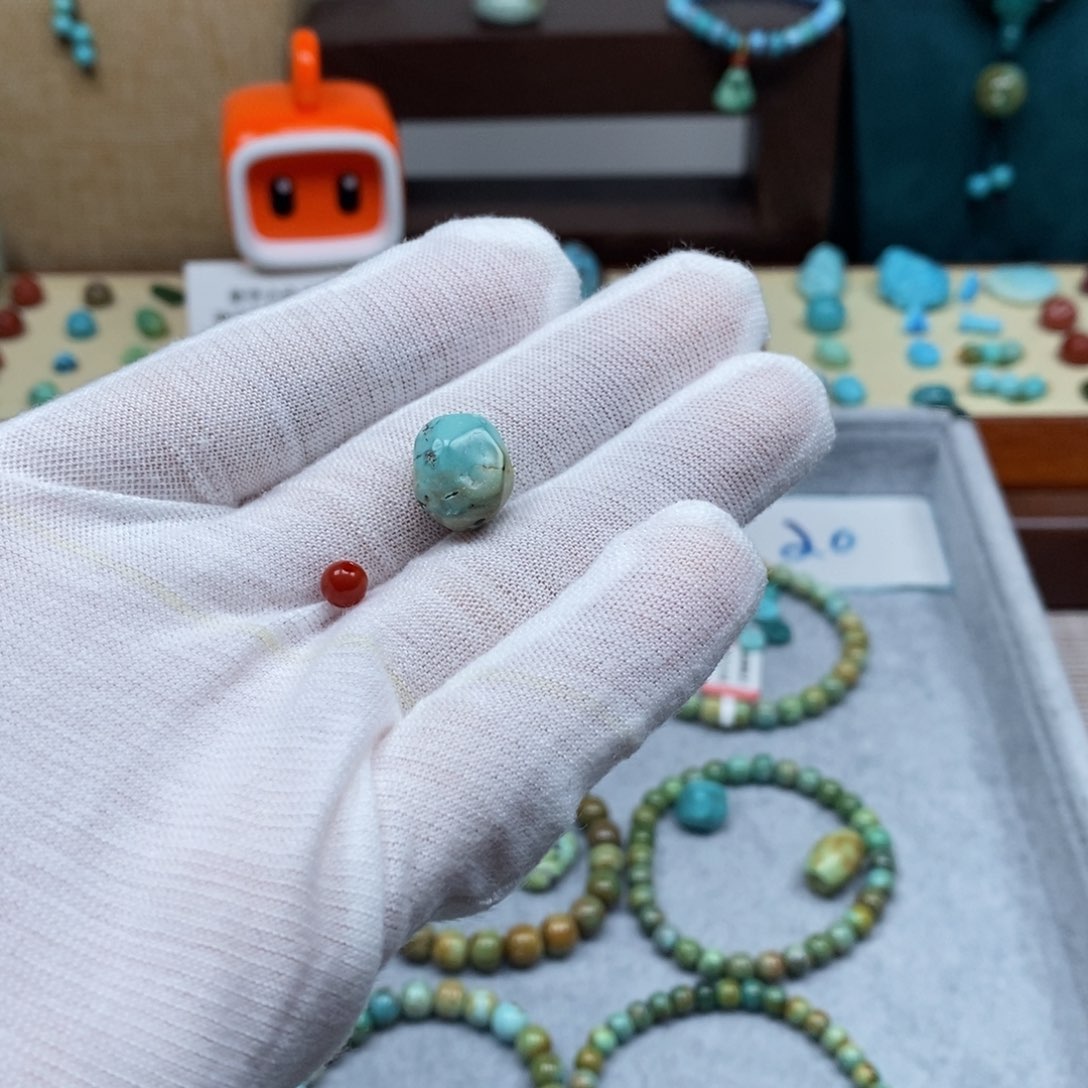 未镶嵌配饰南红玛瑙