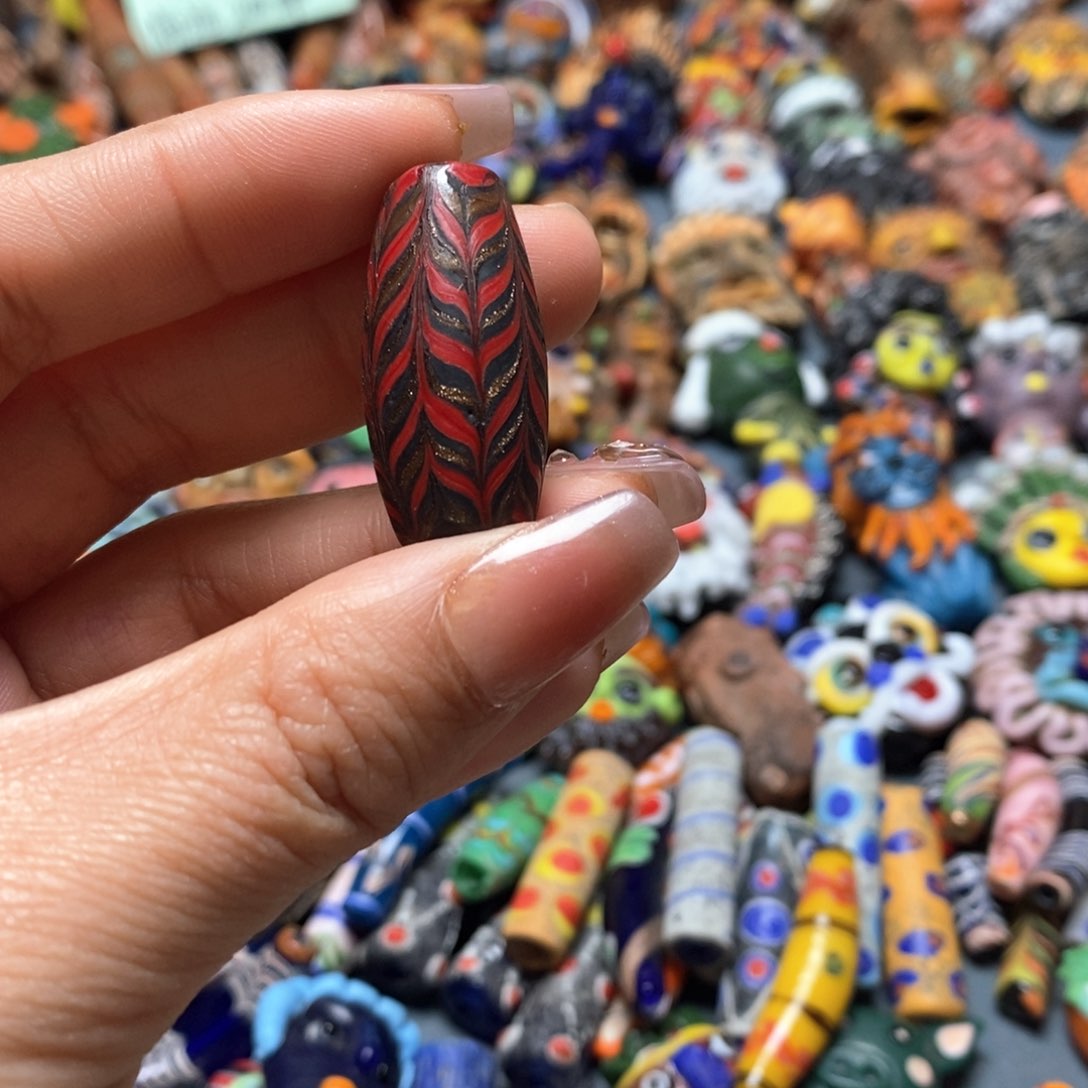 琉璃颈饰印度尼西亚桶珠