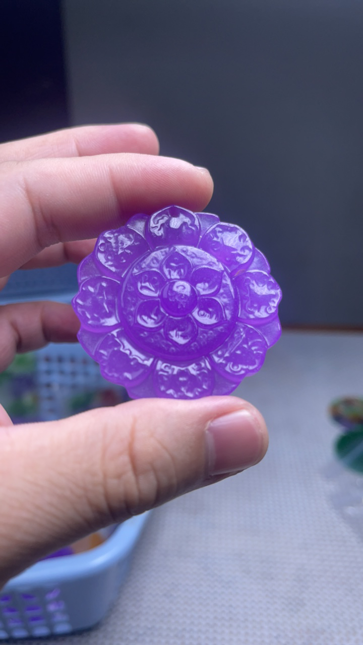 181   薰衣草紫莲花吊坠