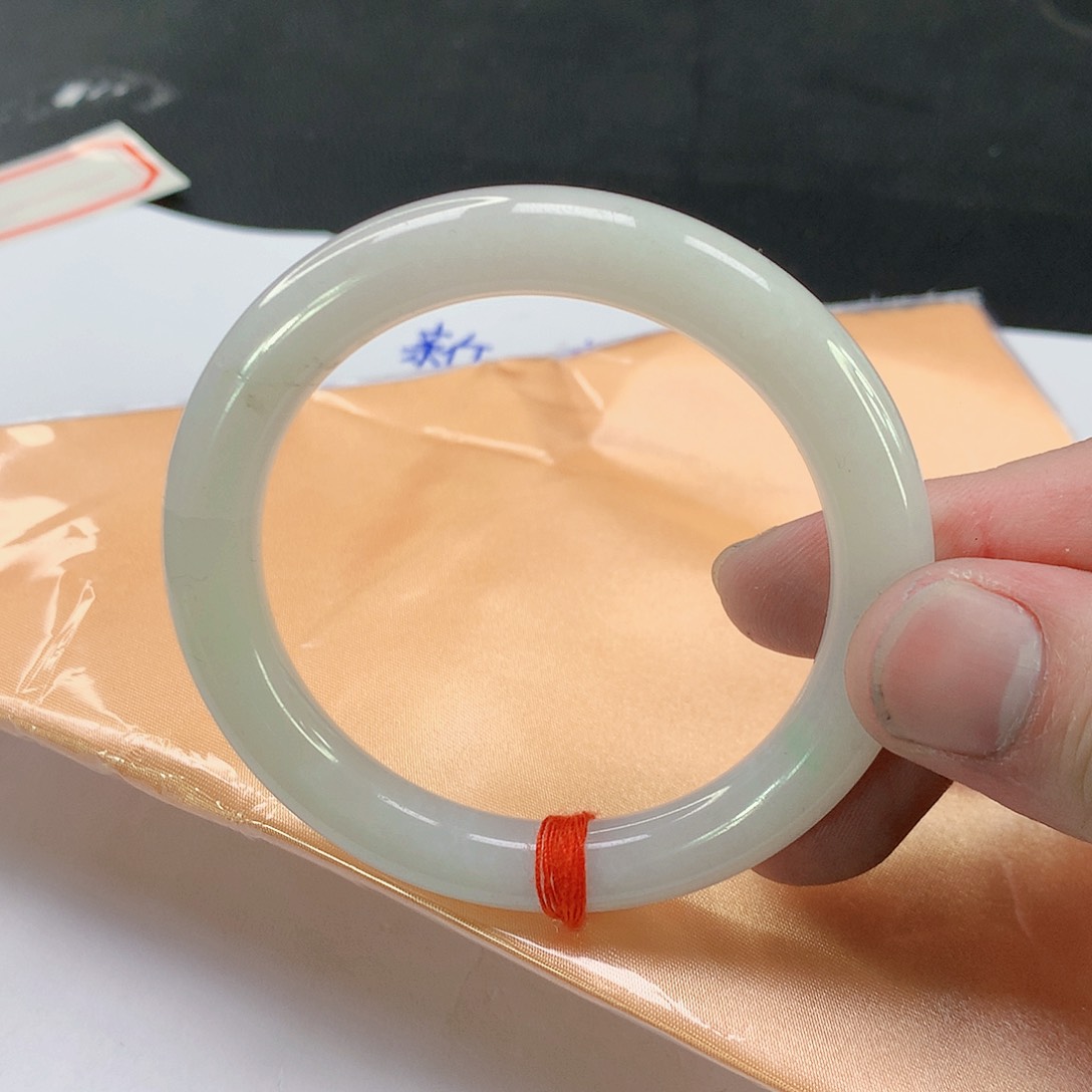 翡翠手镯未镶嵌126缅甸天然翡翠A货