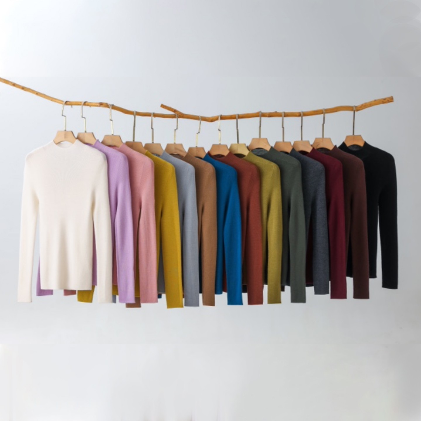 简约百搭纯色精纺可机洗半高领羊毛衫XC88108