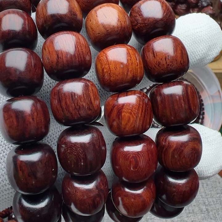 木海南红降1314老型手串