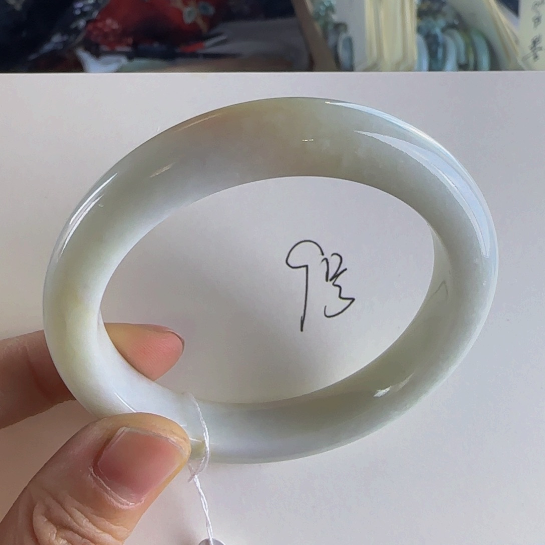 翡翠手镯未镶嵌老坑55圈