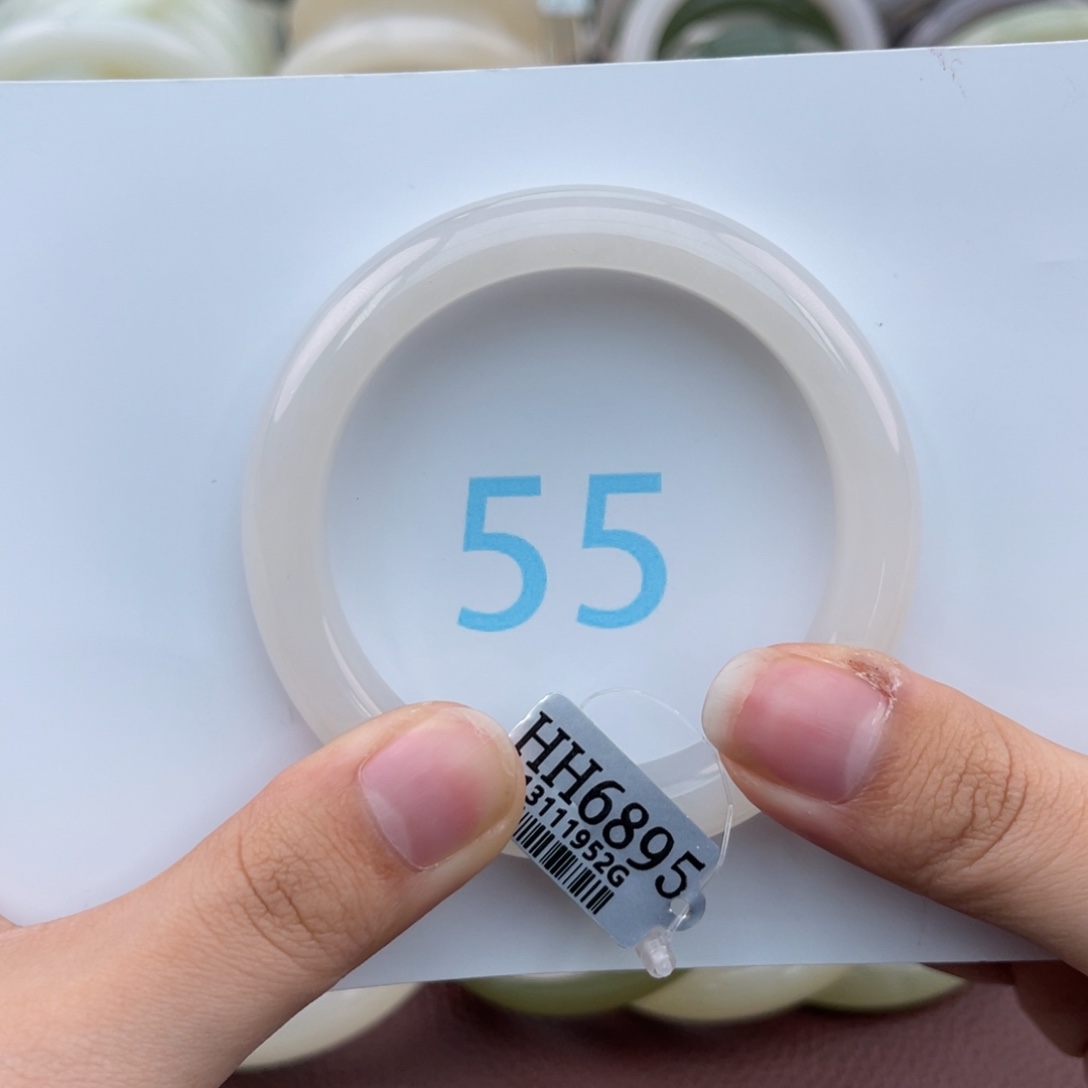 和田玉手镯未镶嵌福*霖