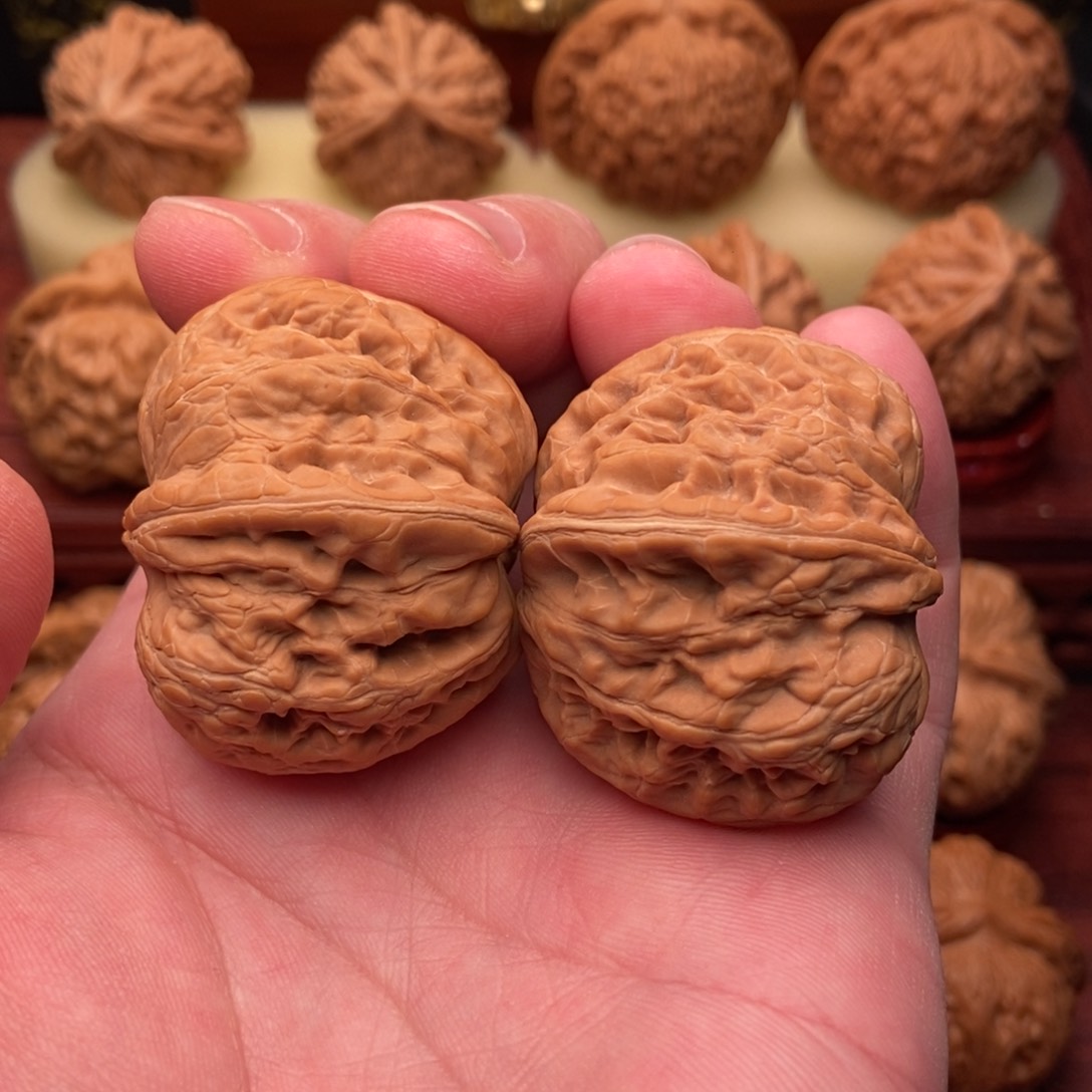 桃核把件?**粗筋大元宝42