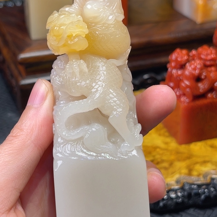 秋***果寿山石寿山石雕刻