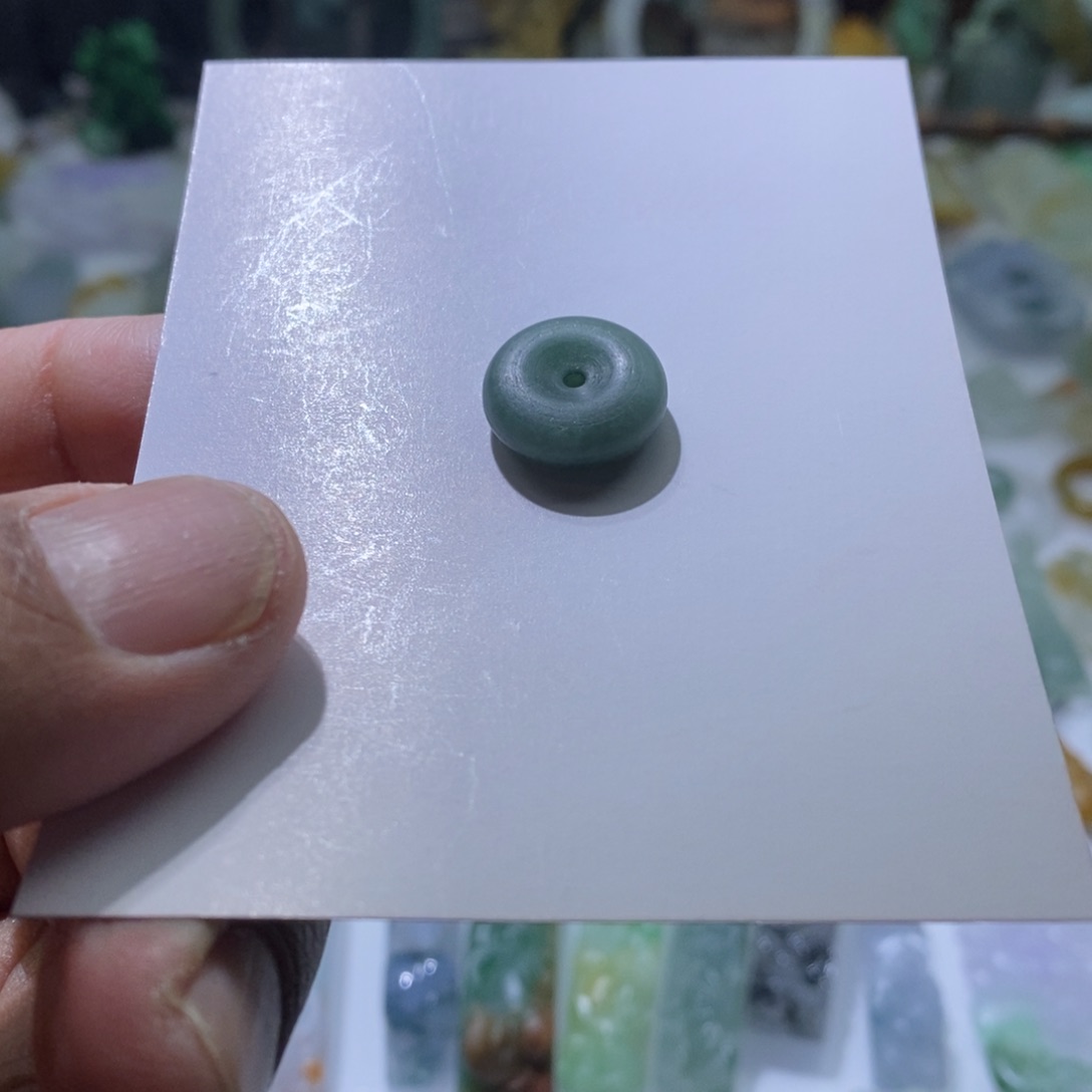 定制翡翠未镶嵌平安扣