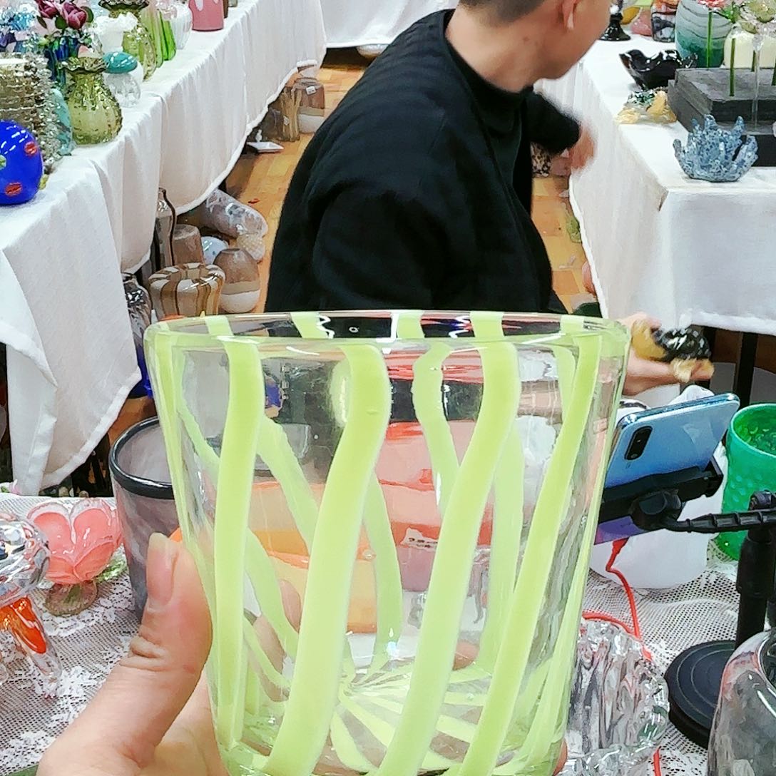 福利不退不换琉璃花瓶艺术品