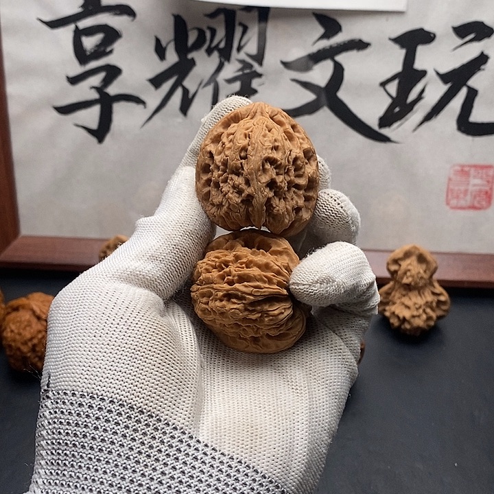 蛋***蛋文玩核桃吊坠天残