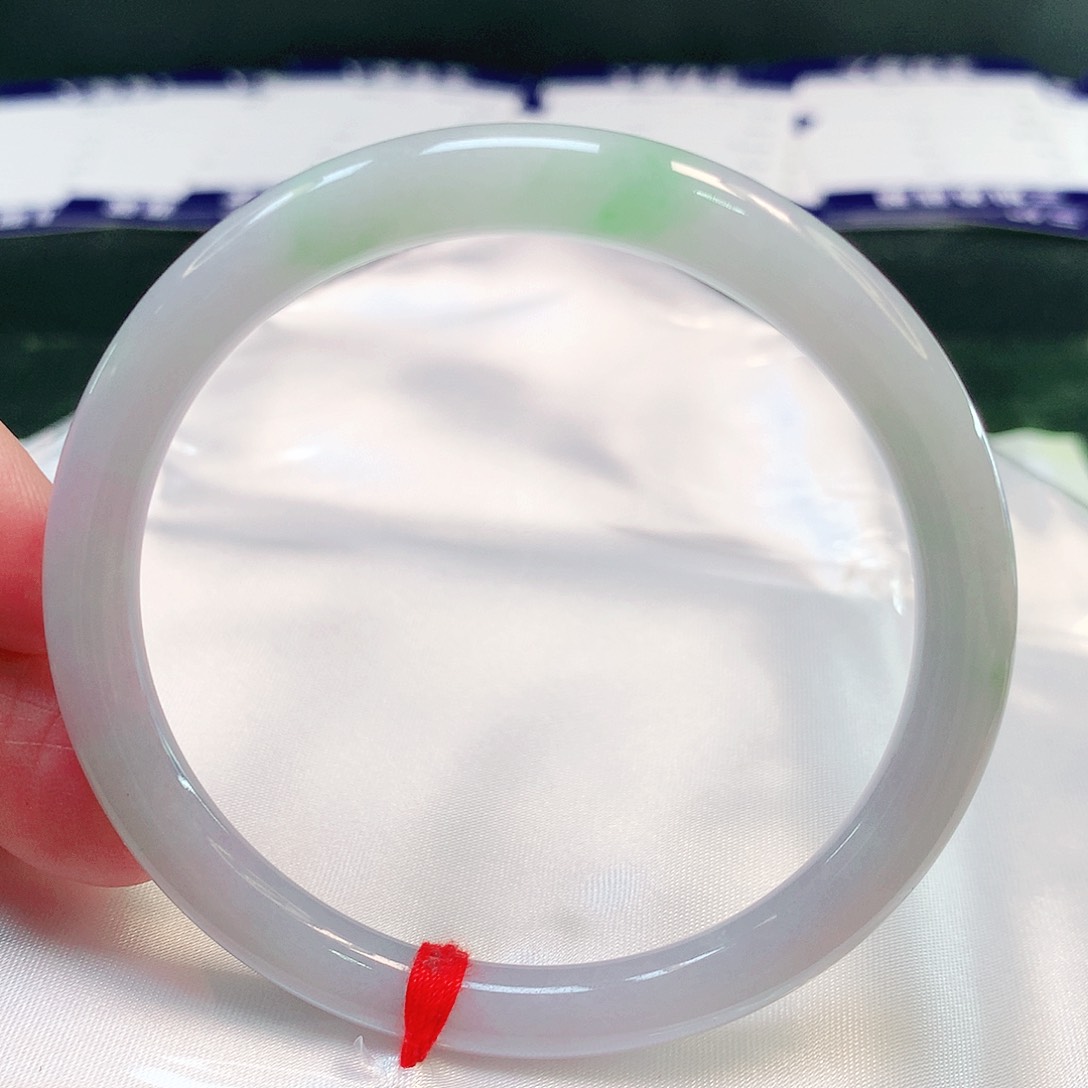 翡翠未镶嵌手镯（圆镯）22号