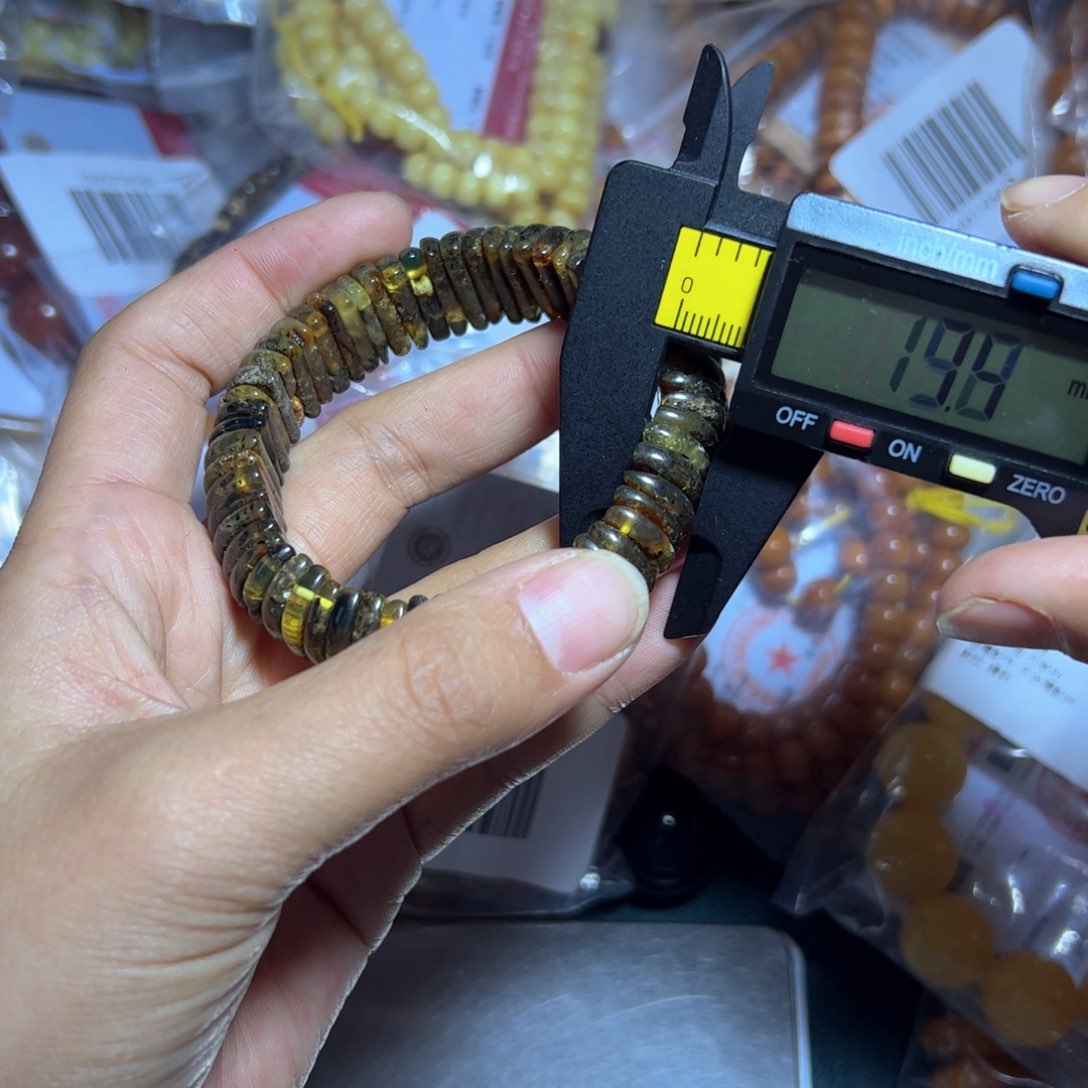 琥珀珠宝奇石未镶嵌252