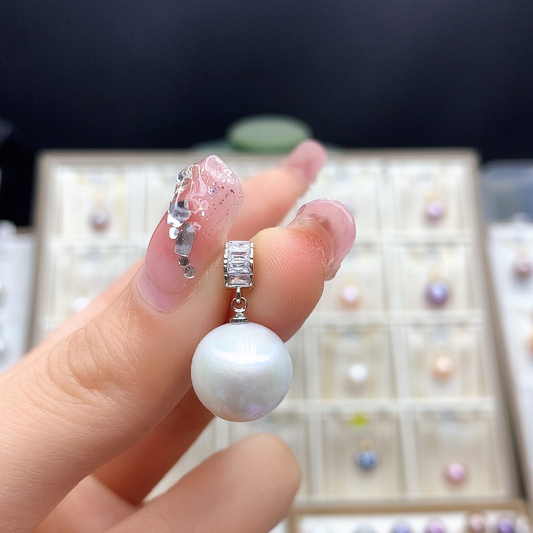 淡水珍珠颈饰合金