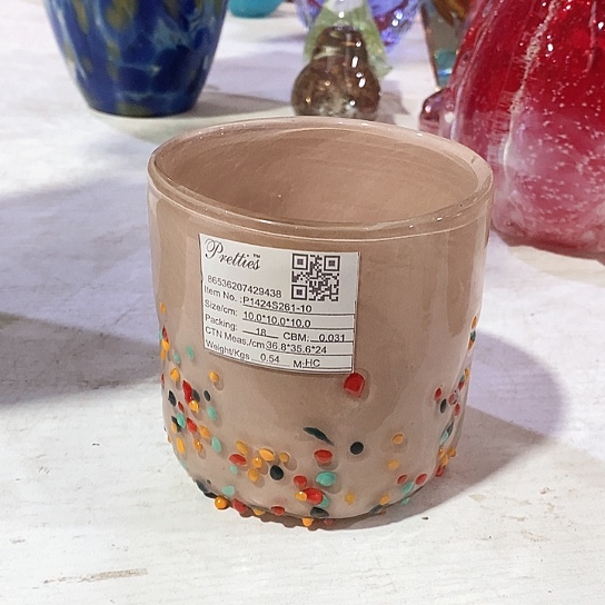 琉璃花瓶高11厘米口径9厘米