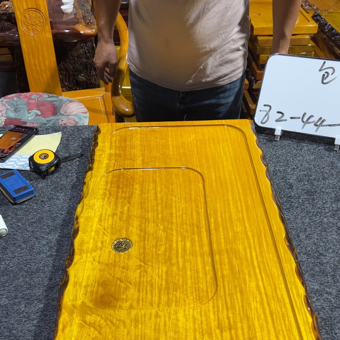 缅甸大叶金丝楠实木茶盘